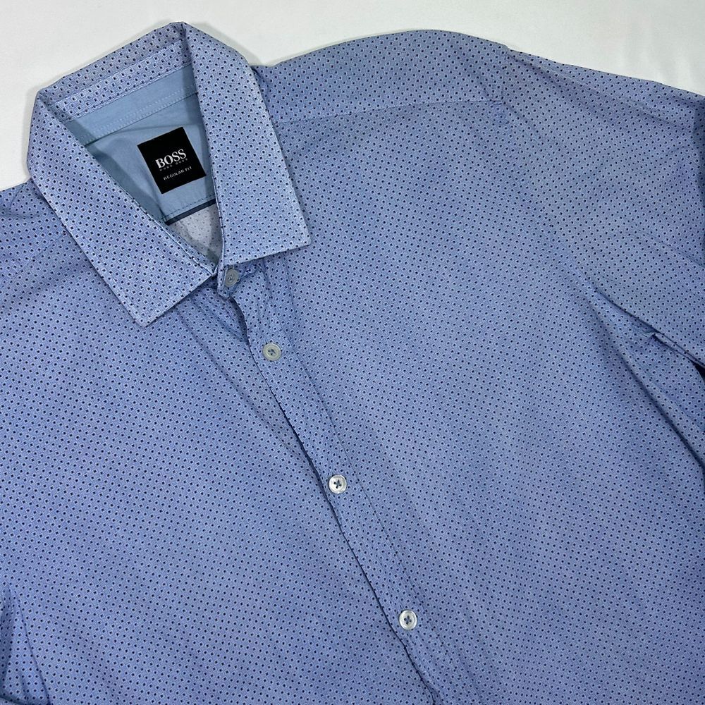 BOSS HUGO BOSS Light Blue Micro-Pattern Button-Down Dress Shirt Men's Medium